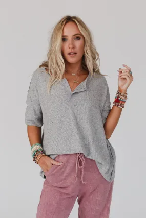 Leila Ribbed Henley Top - Heather Gray