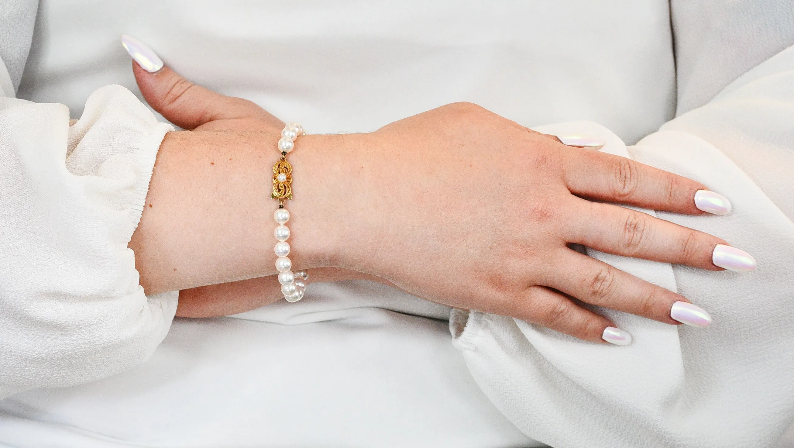 Mikimoto Cultured Pearl 18 Karat Gold Strand Bracelet